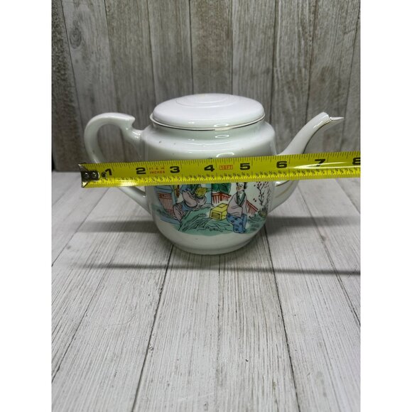 Vtg Chinese Teapot Serving Ware Porcelain Asian Scene Design 5" Tall Guāng - Picture 9 of 11